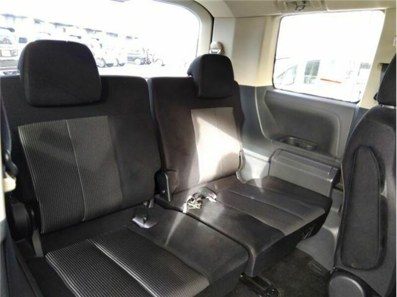 DELICA D5