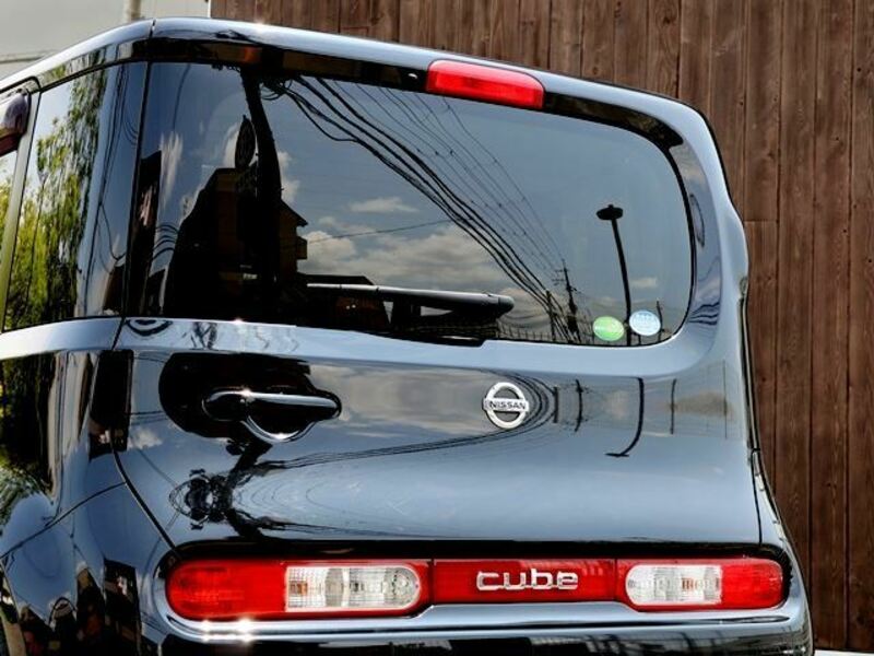 CUBE