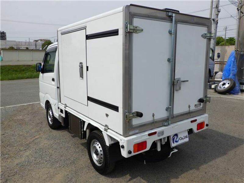 CARRY TRUCK