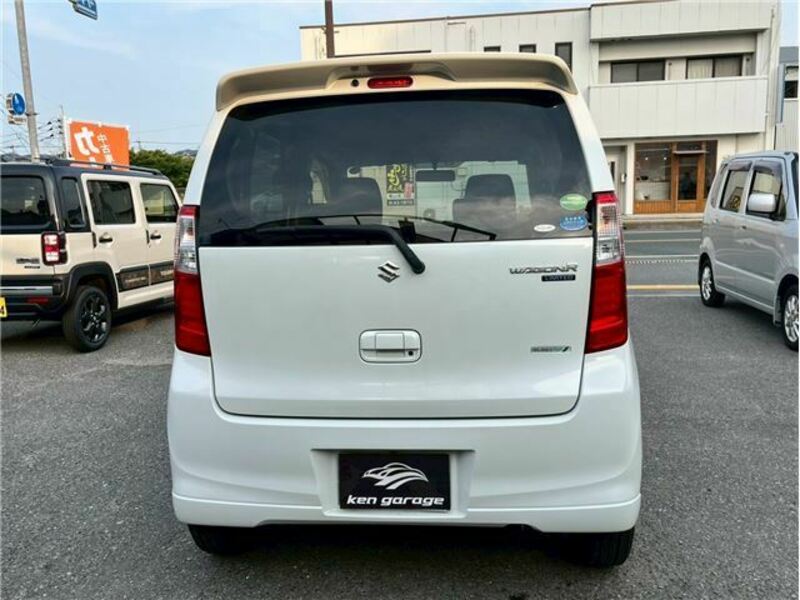 WAGON R