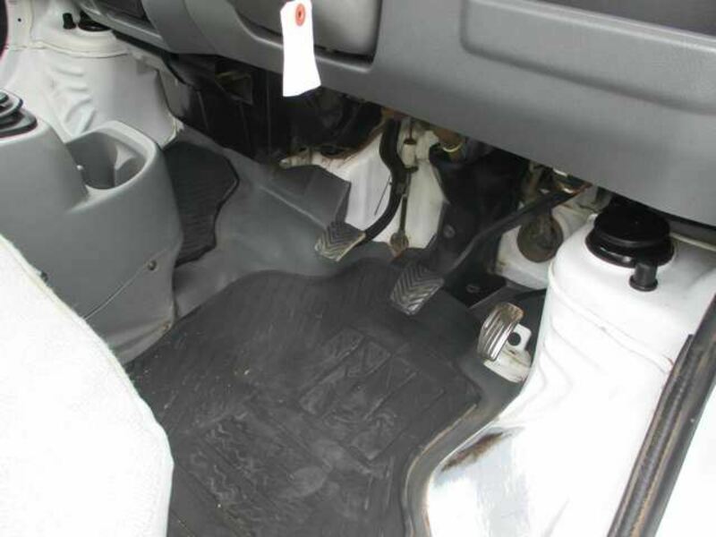 MINICAB TRUCK