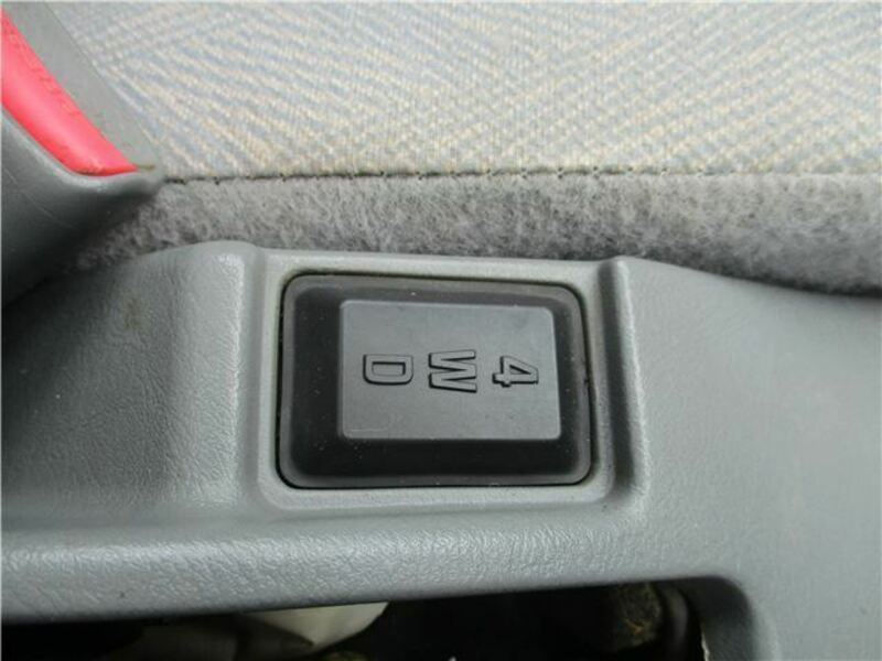 MINICAB TRUCK