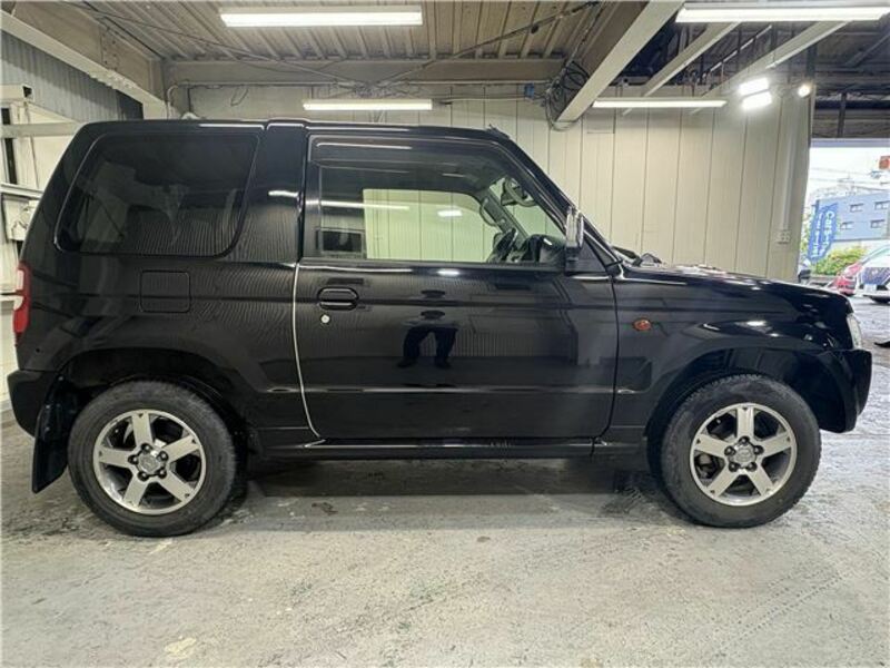 PAJERO MINI