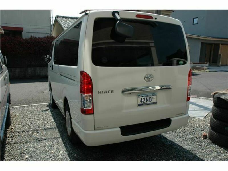 HIACE VAN