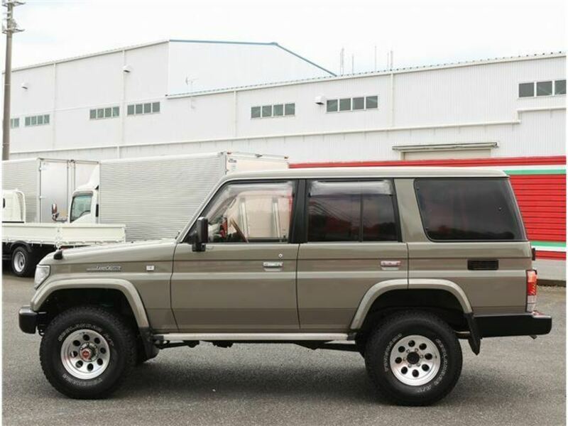 LAND CRUISER PRADO