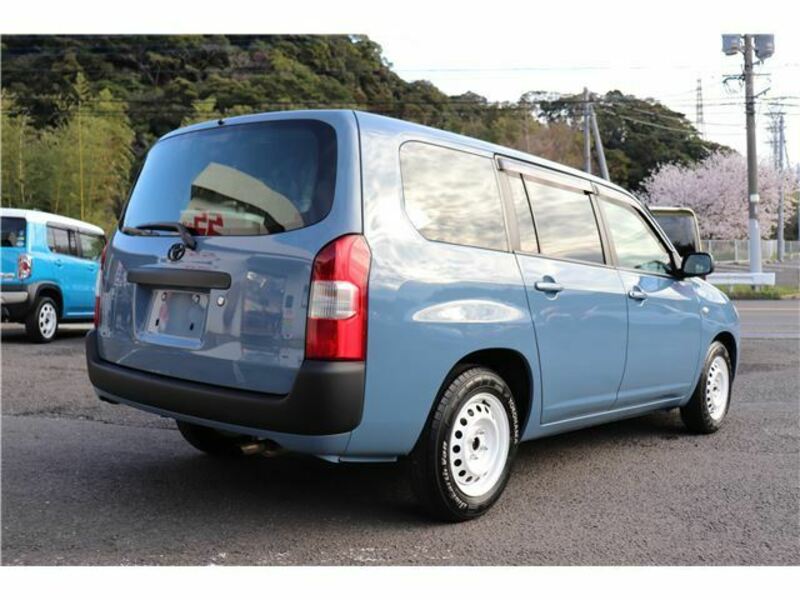 SUCCEED VAN