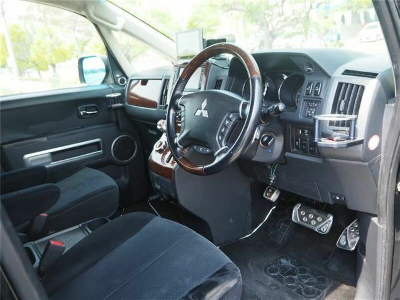 DELICA D5