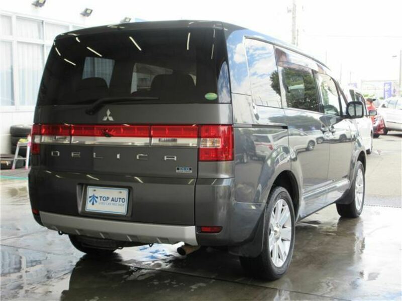 DELICA D5