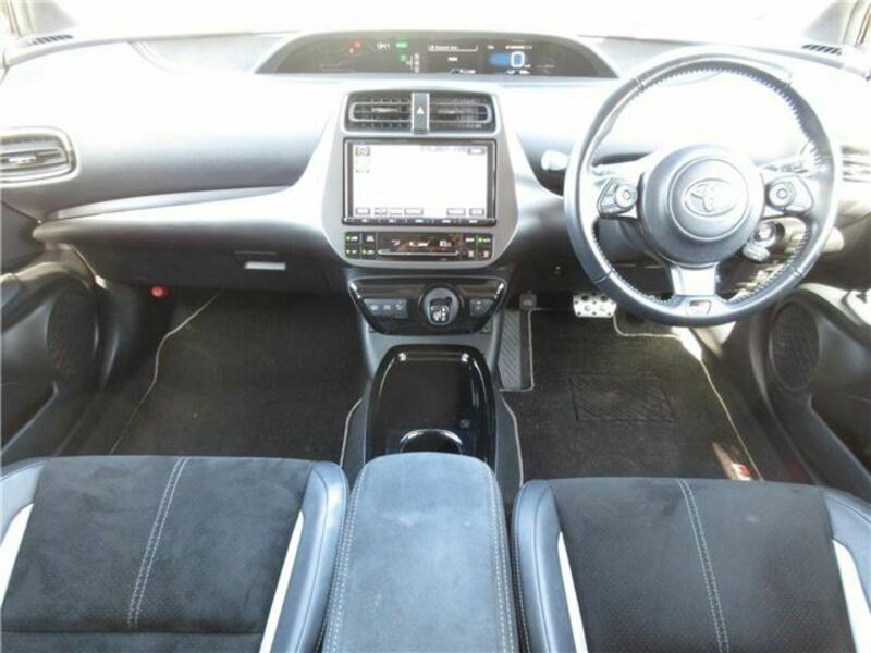 PRIUS PHV