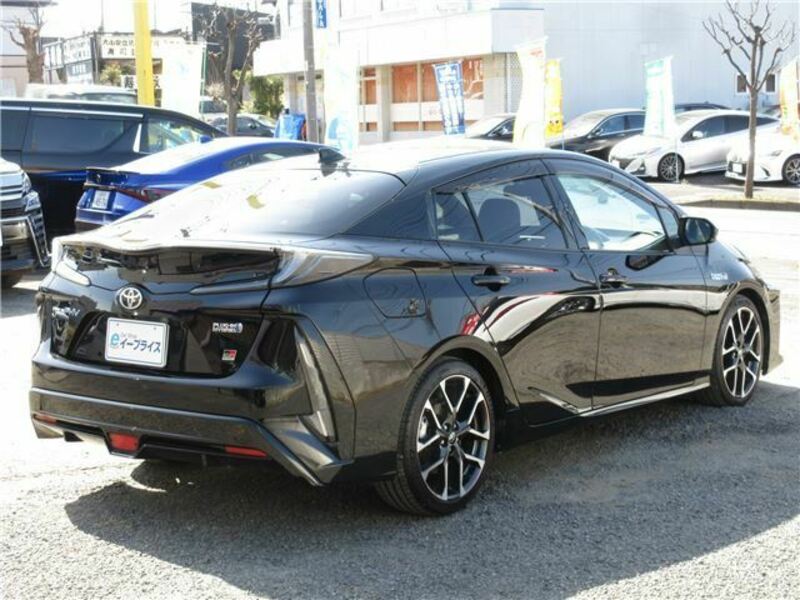 PRIUS PHV