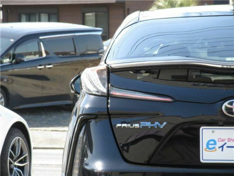 PRIUS PHV