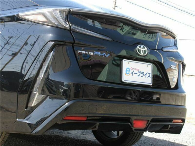 PRIUS PHV