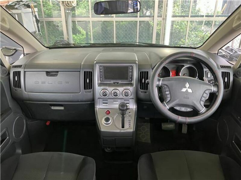 DELICA D5