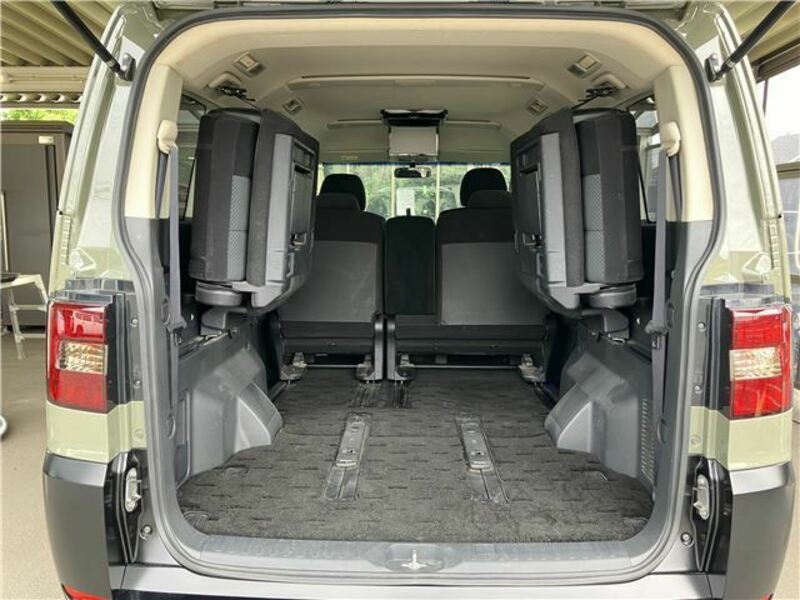 DELICA D5