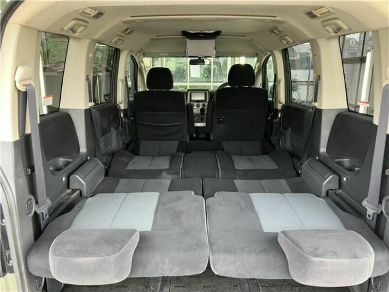 DELICA D5