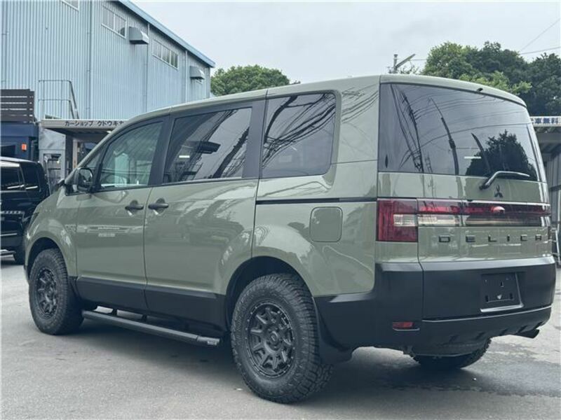 DELICA D5