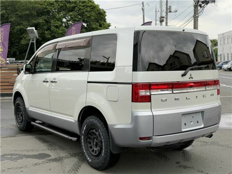 DELICA D5
