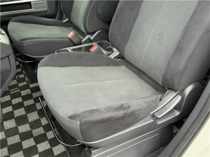 DELICA D5
