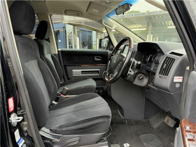 DELICA D5