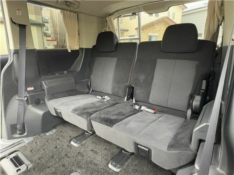 DELICA D5