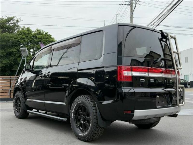 DELICA D5