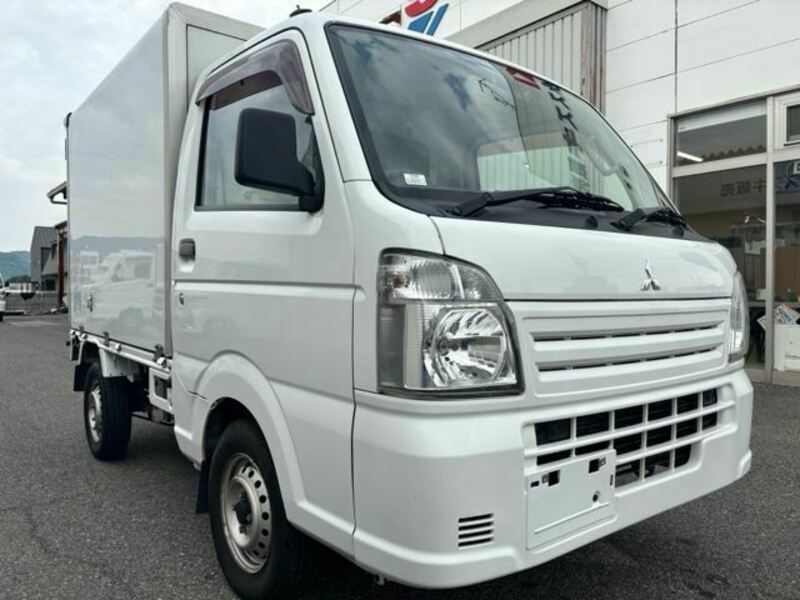 MINICAB TRUCK