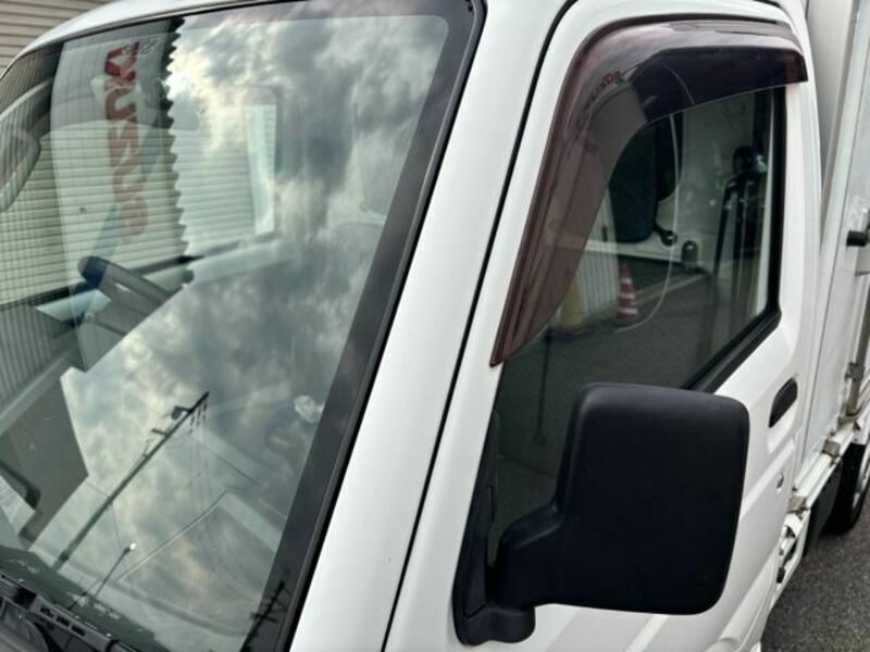 MINICAB TRUCK