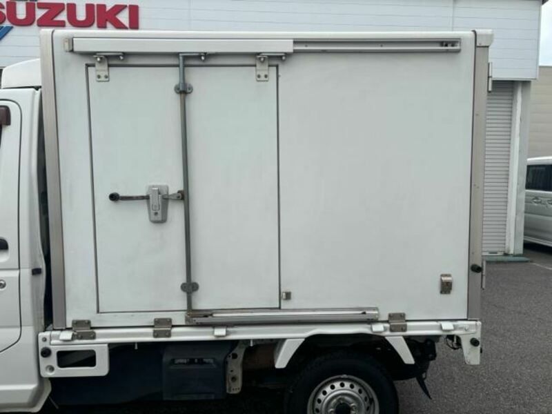 MINICAB TRUCK