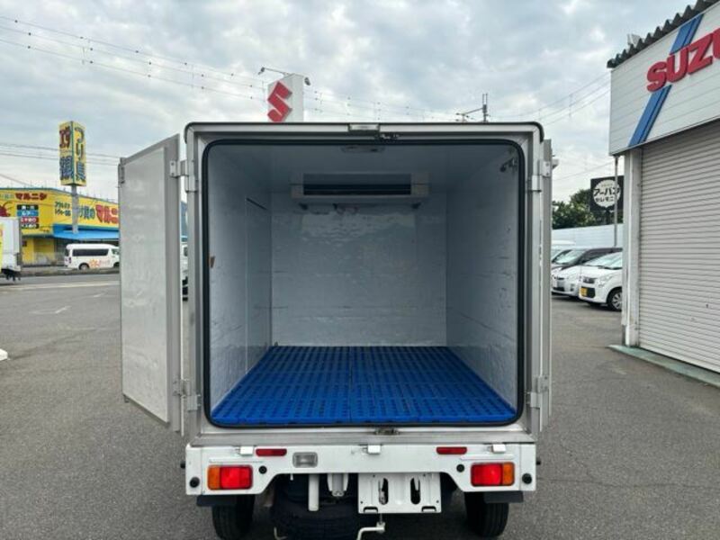 MINICAB TRUCK