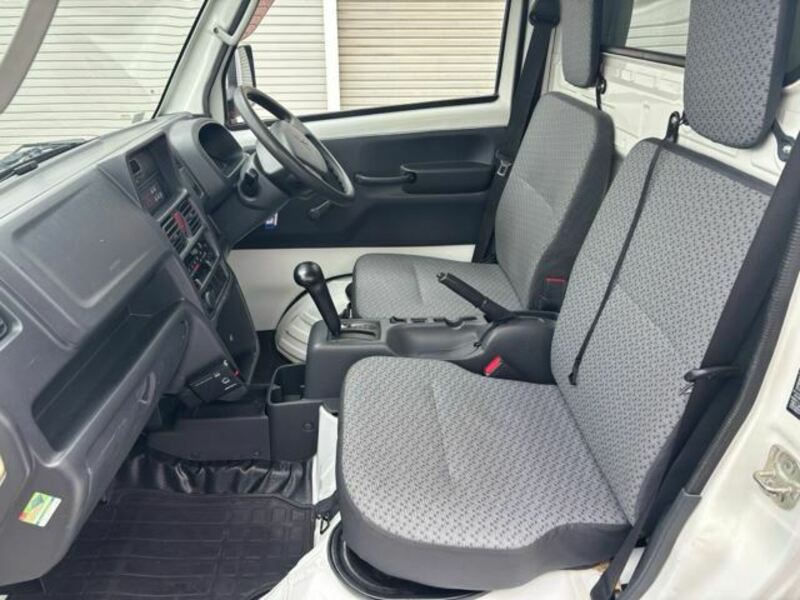 MINICAB TRUCK