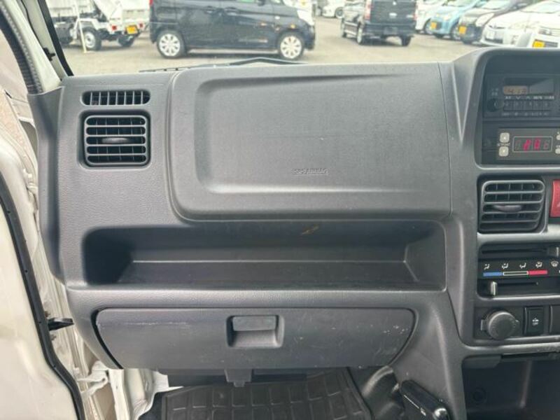 MINICAB TRUCK