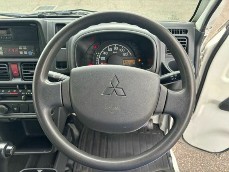 MINICAB TRUCK