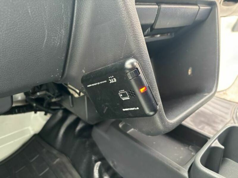 MINICAB TRUCK
