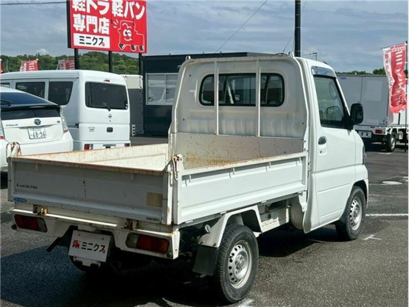 MINICAB TRUCK