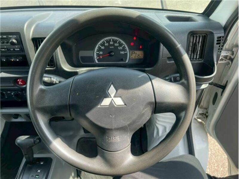 MINICAB TRUCK