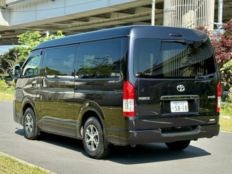 HIACE VAN