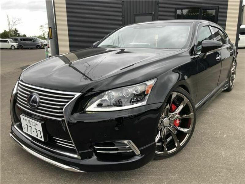 LEXUS LS