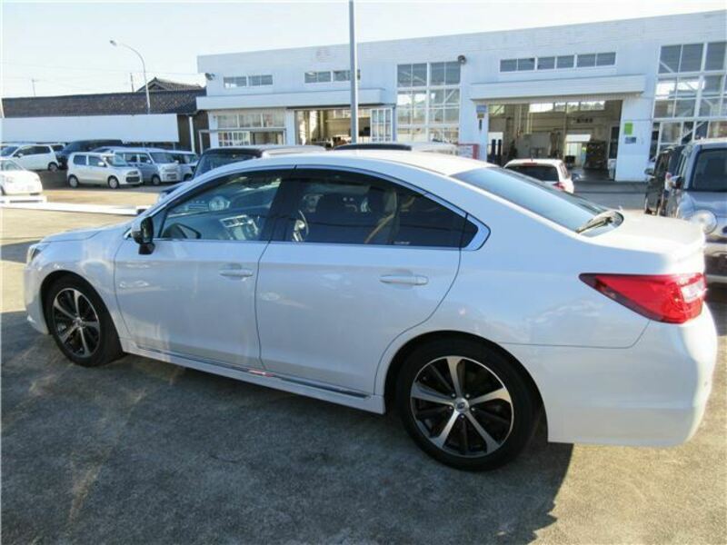 LEGACY B4