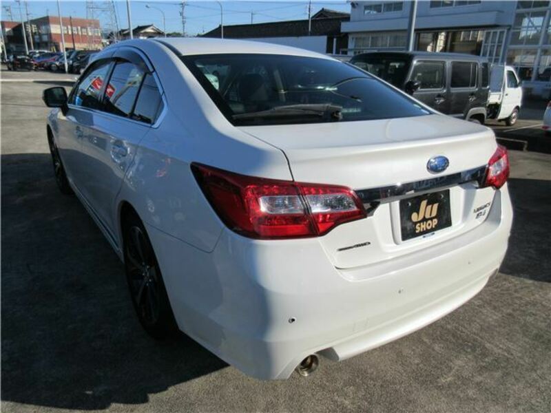 LEGACY B4