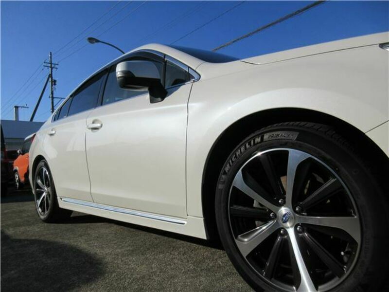 LEGACY B4