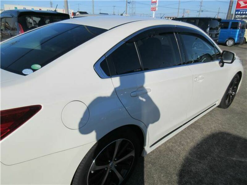 LEGACY B4