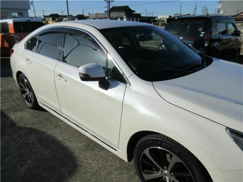LEGACY B4