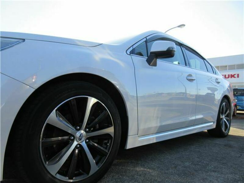 LEGACY B4
