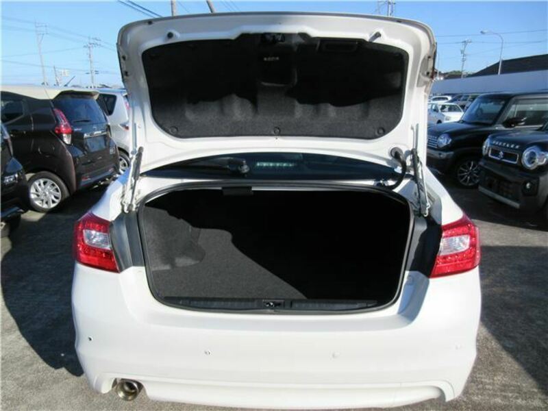 LEGACY B4