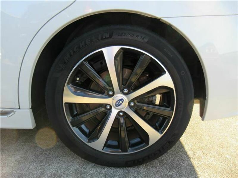 LEGACY B4