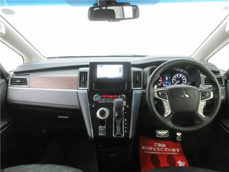 DELICA D5
