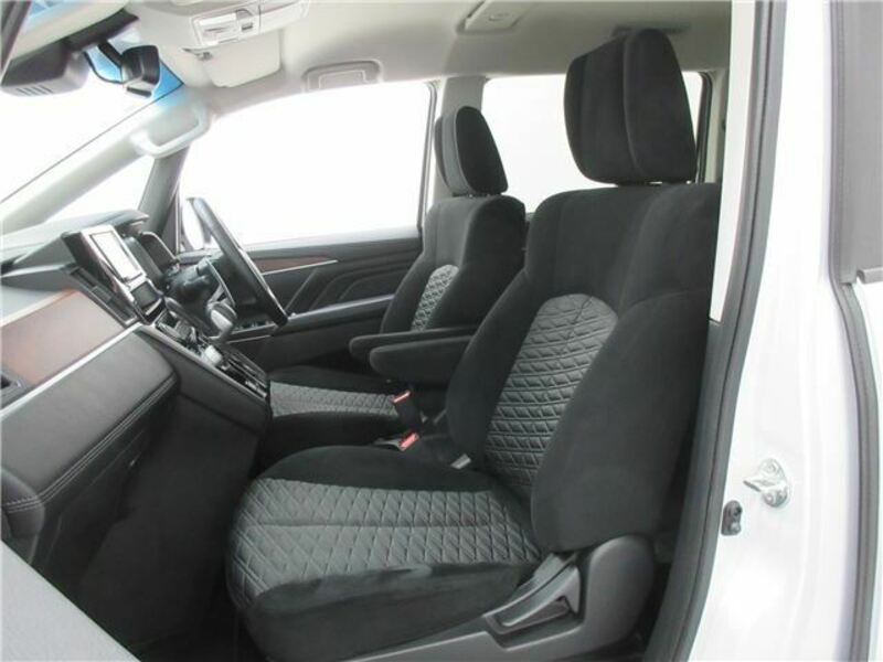 DELICA D5