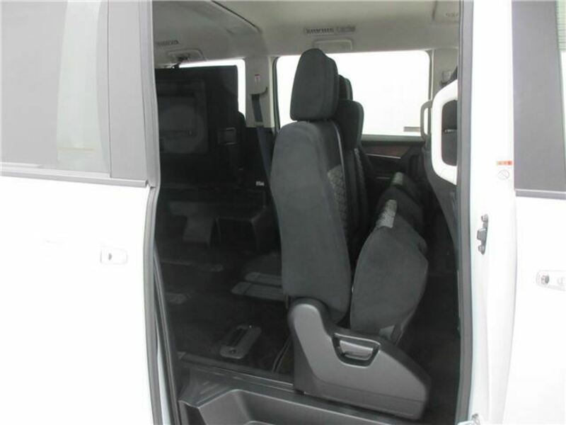 DELICA D5