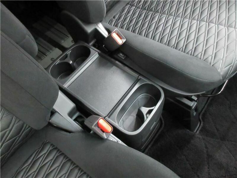DELICA D5