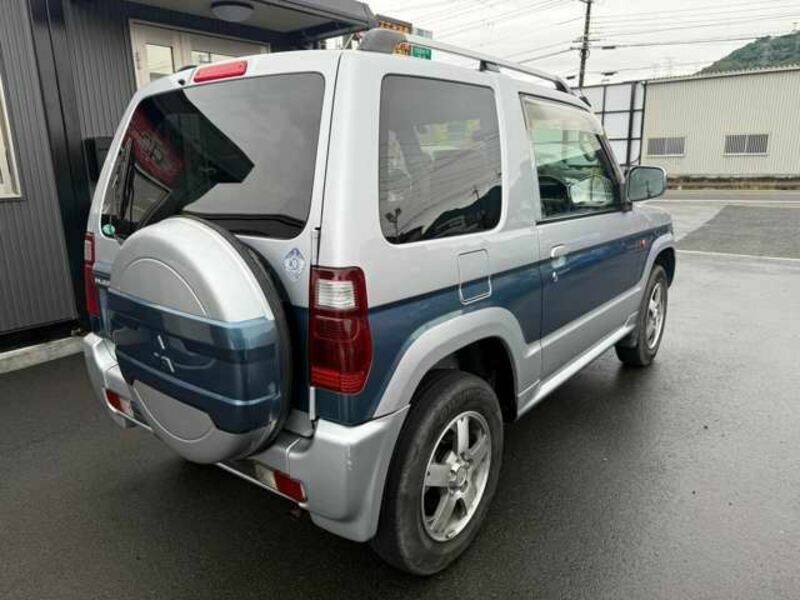 PAJERO MINI